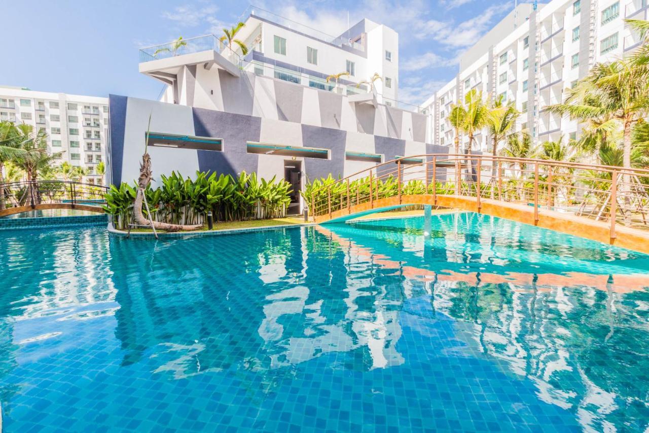 Arcadia Beach Resort By Psr Pattaya Eksteriør billede
